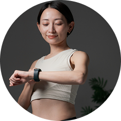 自分のペースで学ぶ女性